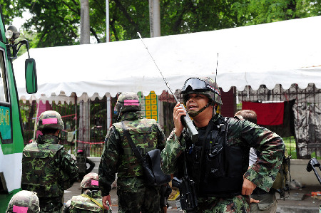 泰国曼谷世贸中心商场在冲突中遭纵火