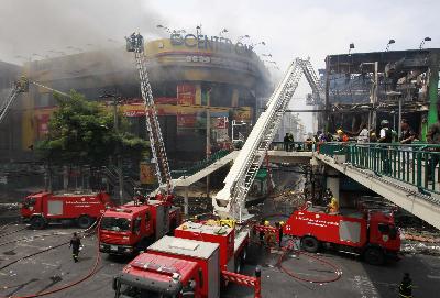 泰国骚乱扩散至多省 东盟考虑集体干预