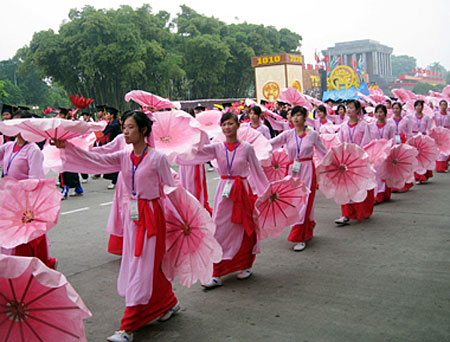 越南举行纪念“升龙－河内建城1000周年”庆典