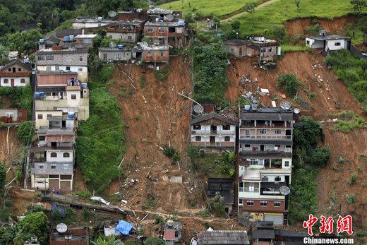 巴西洪灾已致785人死亡 最终人数可能上千