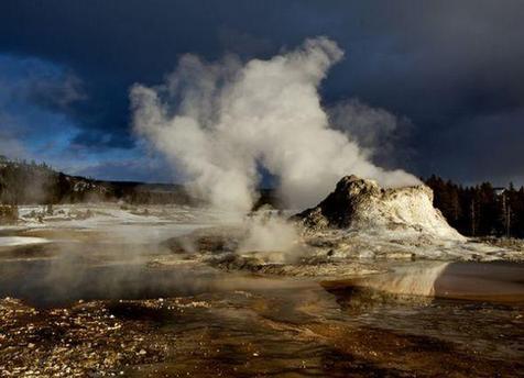 世界最大火山或将爆发 《2012》中灾难场景可能成真