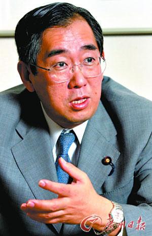 日本外相接受政治捐款辞职 菅直人试图挽留未果