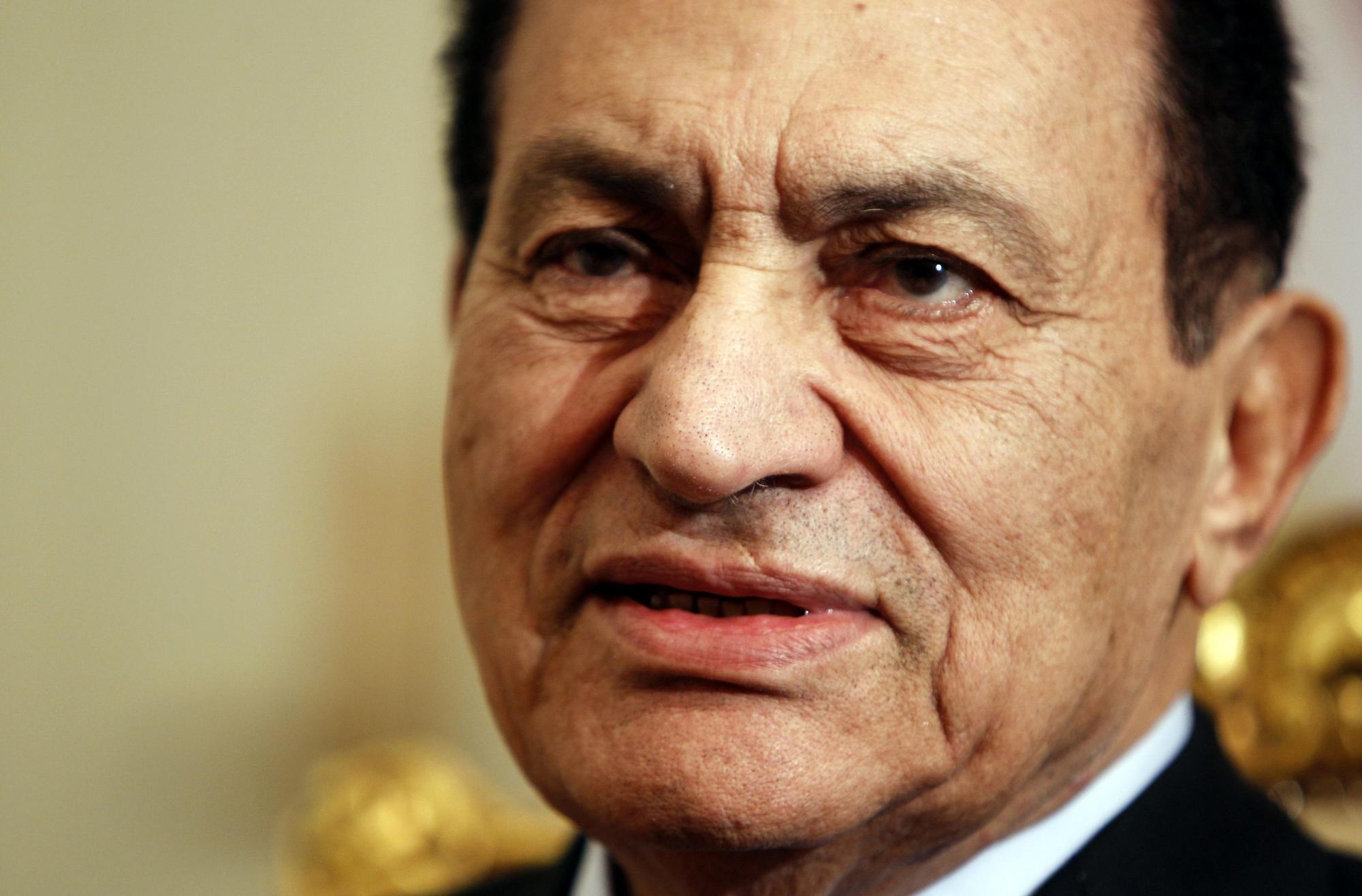 穆巴拉克被转移至军队医院 82岁前总统或面临死刑
