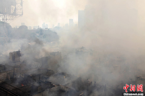 菲律宾首都大马尼拉地区马卡蒂市火灾现场