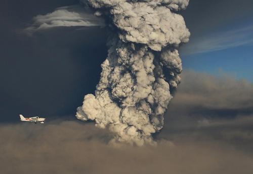 冰岛火山灰蔓延 欧洲多国取消往返英国航班