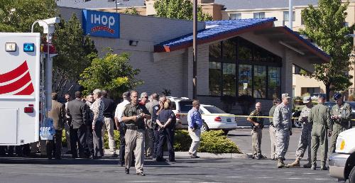 美国枪手在饭店打死3人打伤6人后饮弹自杀