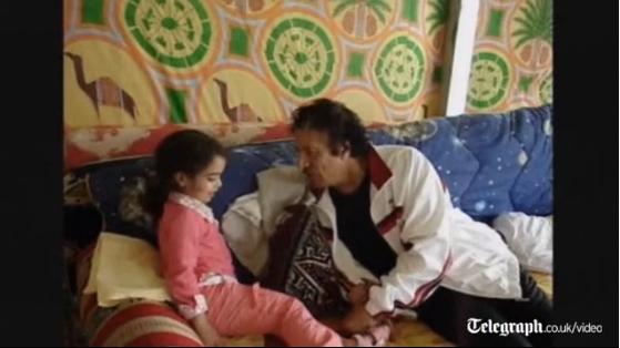 漫漫逃亡路：回顾“狂人”卡扎菲最后的人生影像