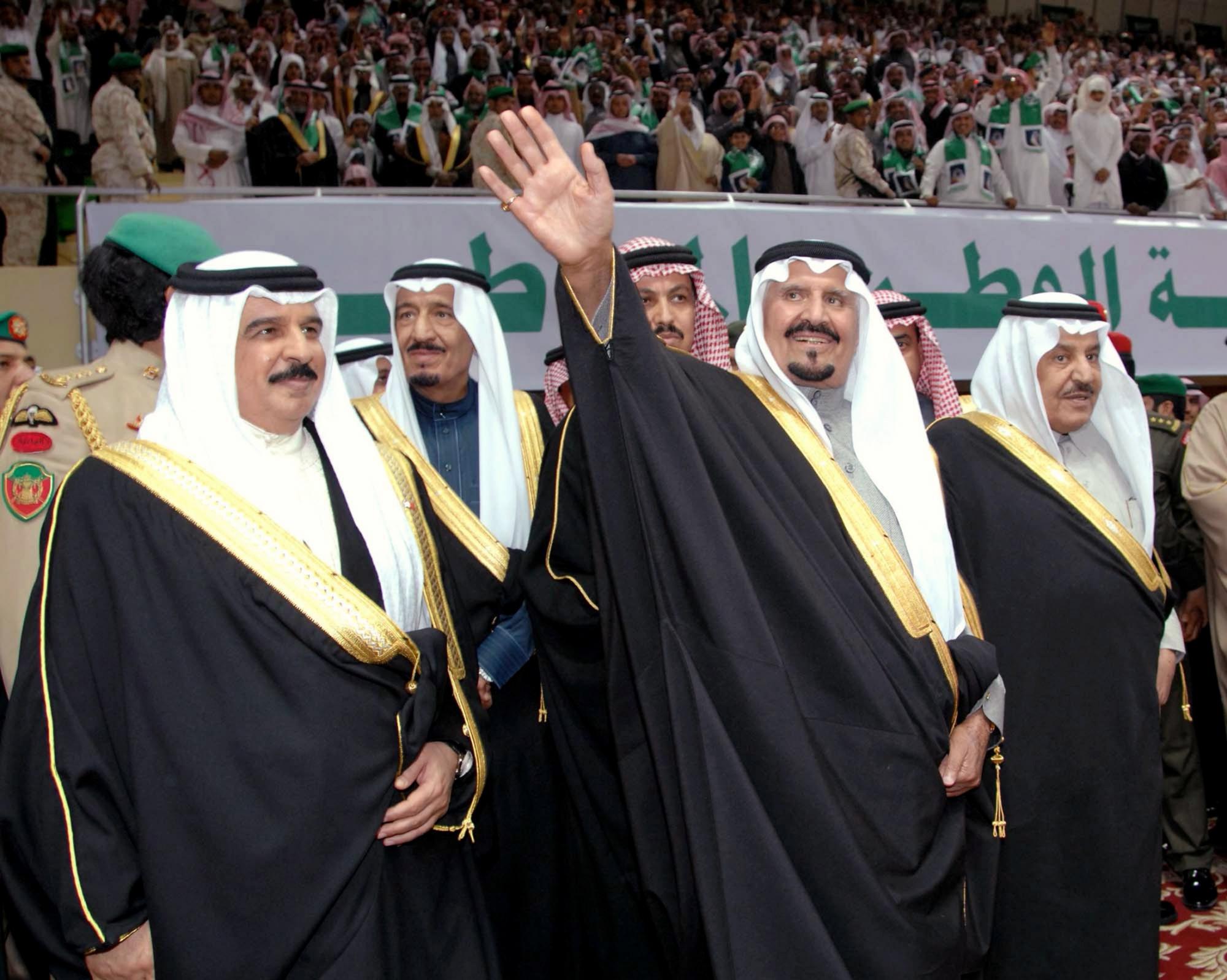 沙特王储苏尔坦在美国逝世 王位继承问题引关注