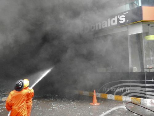 泰国南部发生连环爆炸 10人死亡60多人受伤