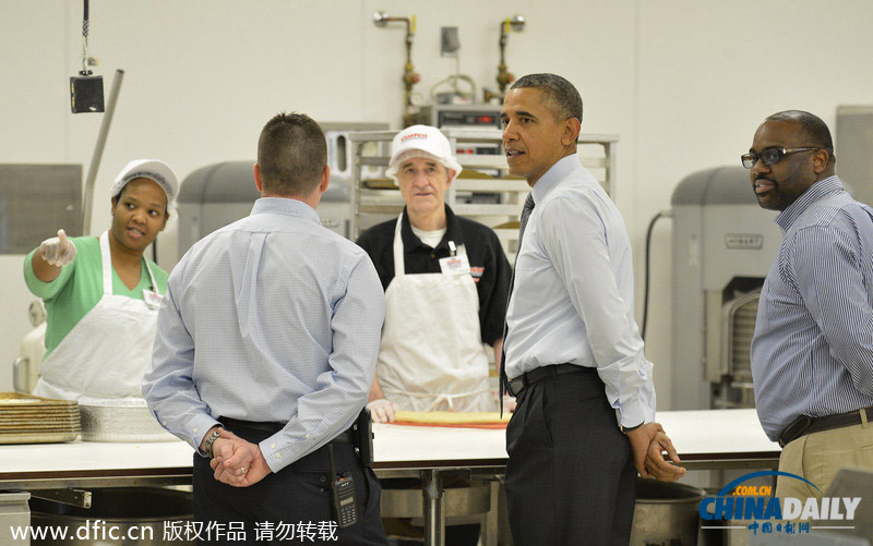 马参观超市秀亲民 承诺将提高最低工资标准[5