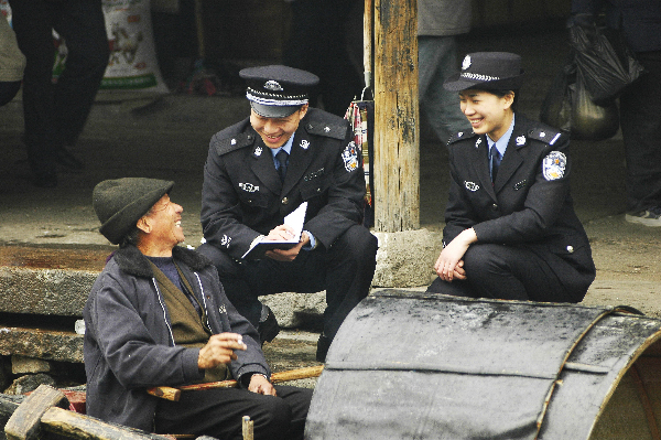 “乌篷船”话治安