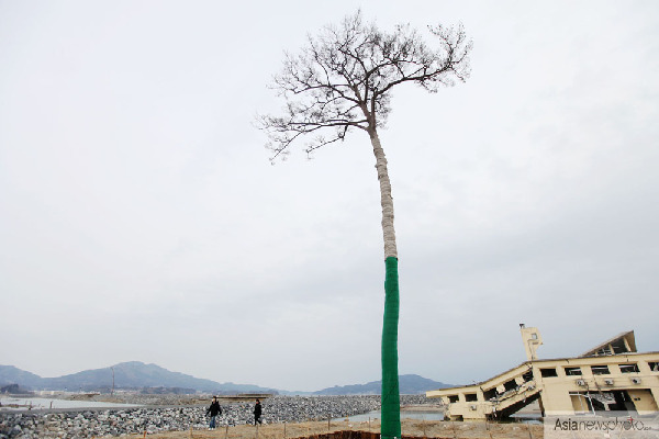 <FONT color=black>《中国日报》记者探访日本核污染重灾区</FONT>