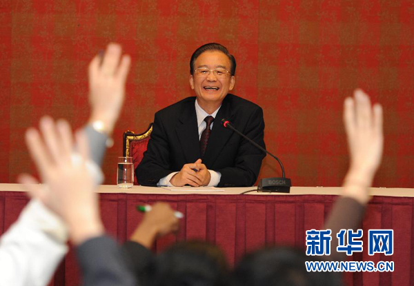 温家宝说中国与伊朗正常贸易应当受到保护