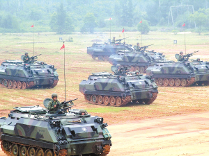 军力密度严重饱和 台湾军费明年疯涨