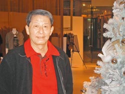 退休台商跑遍大陆穷乡僻壤 资助数千名贫寒学生