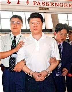 台湾骗子作家不到1年又骗3亿