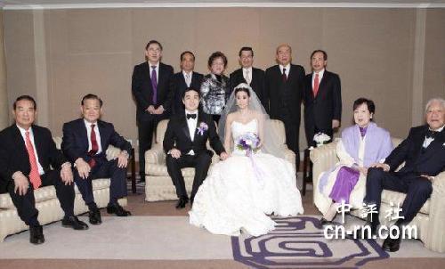 台塑王家婚宴冠盖云集 蓝绿要角大合照