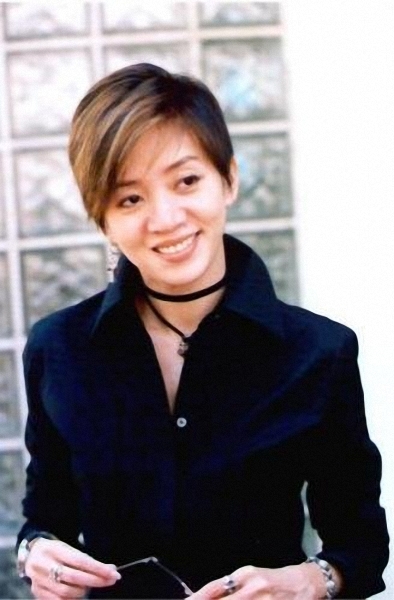 成龙出道至今绯闻女友大盘点