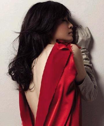 才情胜美貌 盘点五大“玉女变才女”