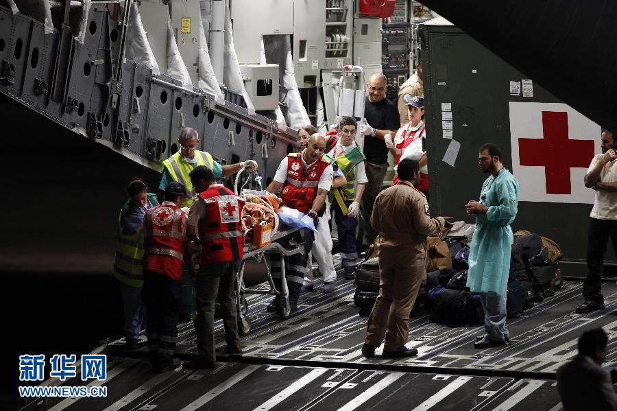 利比亚执政当局在卡扎菲老家进攻因人体盾牌受阻