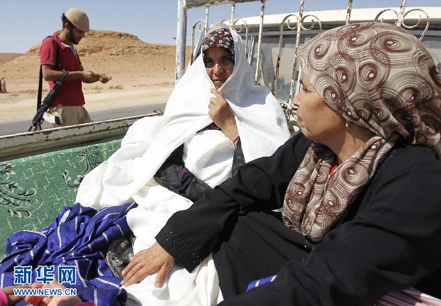 利比亚执政当局在卡扎菲老家进攻因人体盾牌受阻