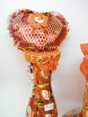 把糖果包装成玫瑰花(图)