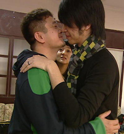 好男争当青蛙王子投入魔鬼特训