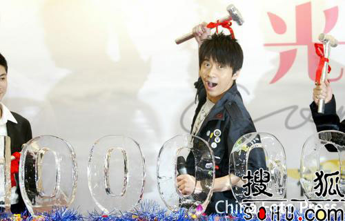 光良庆功《约定》破百万