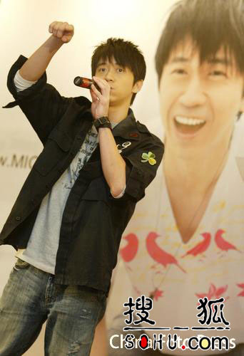 光良庆功《约定》破百万