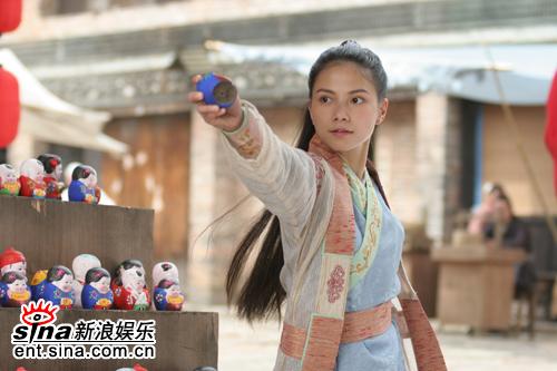 谢霆锋李心洁主演央视第一部古龙戏开机(组图)