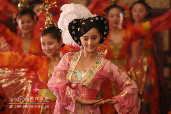当红女星电视剧片酬曝光 赵薇周迅每集过10万(组图)