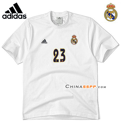 运动品牌Adidas 夏季主打运动衫(组图)