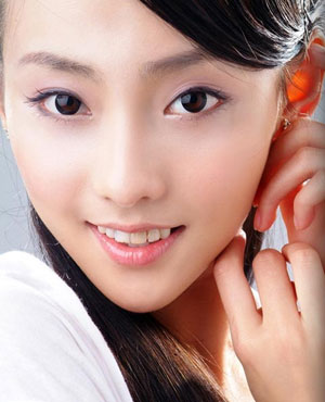 琼瑶剧中的“瑶女郎”大阅兵