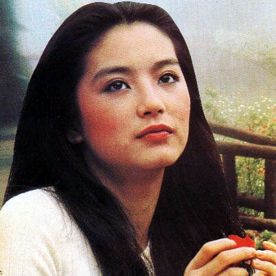 琼瑶剧中的“瑶女郎”大阅兵
