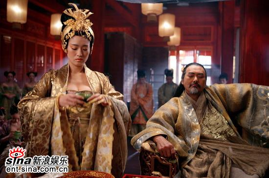 张伟平带《黄金甲》回老家沈阳点映