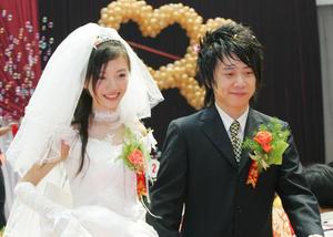 花儿乐队郭阳大婚羽泉到贺(图)