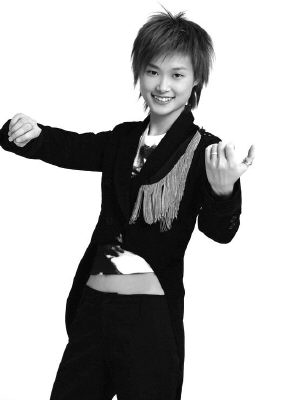 唐季礼嫌李宇春版花木兰“不够美”