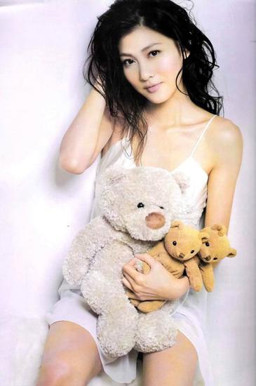 李彩桦性感新出位