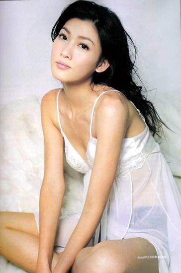 李彩桦性感新出位