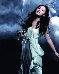 梅婷 秋冬在玄幻中妖娆(图)