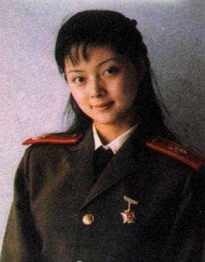 薛宝钗饰演者行踪不明20年 被传抛夫当保姆