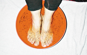 沐足 在脚丫子间讨营生(图)