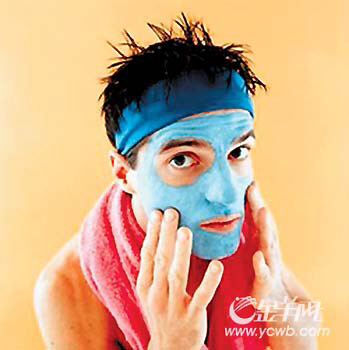 男士洗脸护肤正确方法(图)