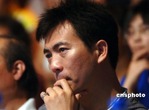 黄健翔百万薪酬入主重庆卫视