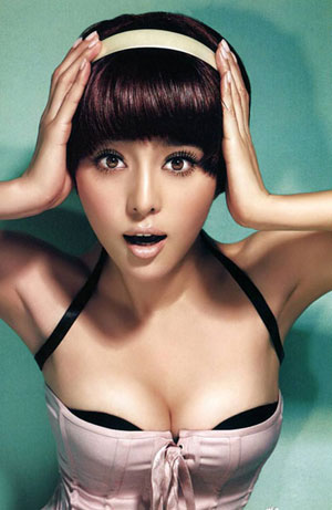 胸部最美的华人女星