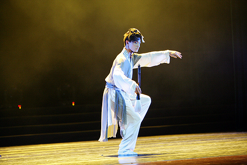 “舞动中国——当代舞蹈精品展演” 在京举行