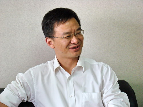 十七大代表访谈:三江航天集团党委书记刘石泉