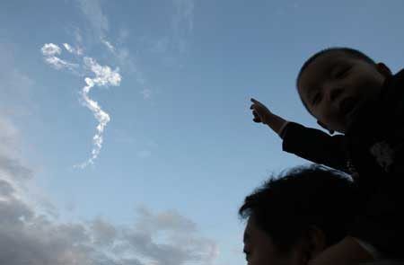 现场目击嫦娥一号发射：比预计晚起飞4.6秒