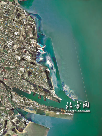 天津填海造陆16平方公里 人工港岛拔海而起