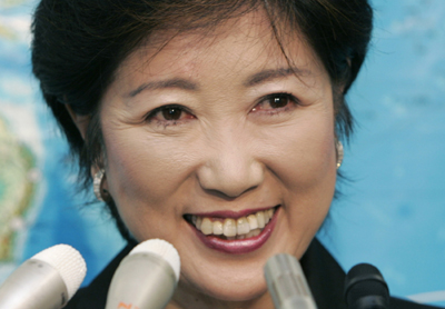 日本首任女防卫大臣就任